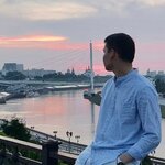 Денис Валиев