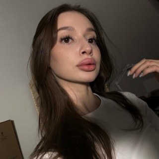 Юлия В